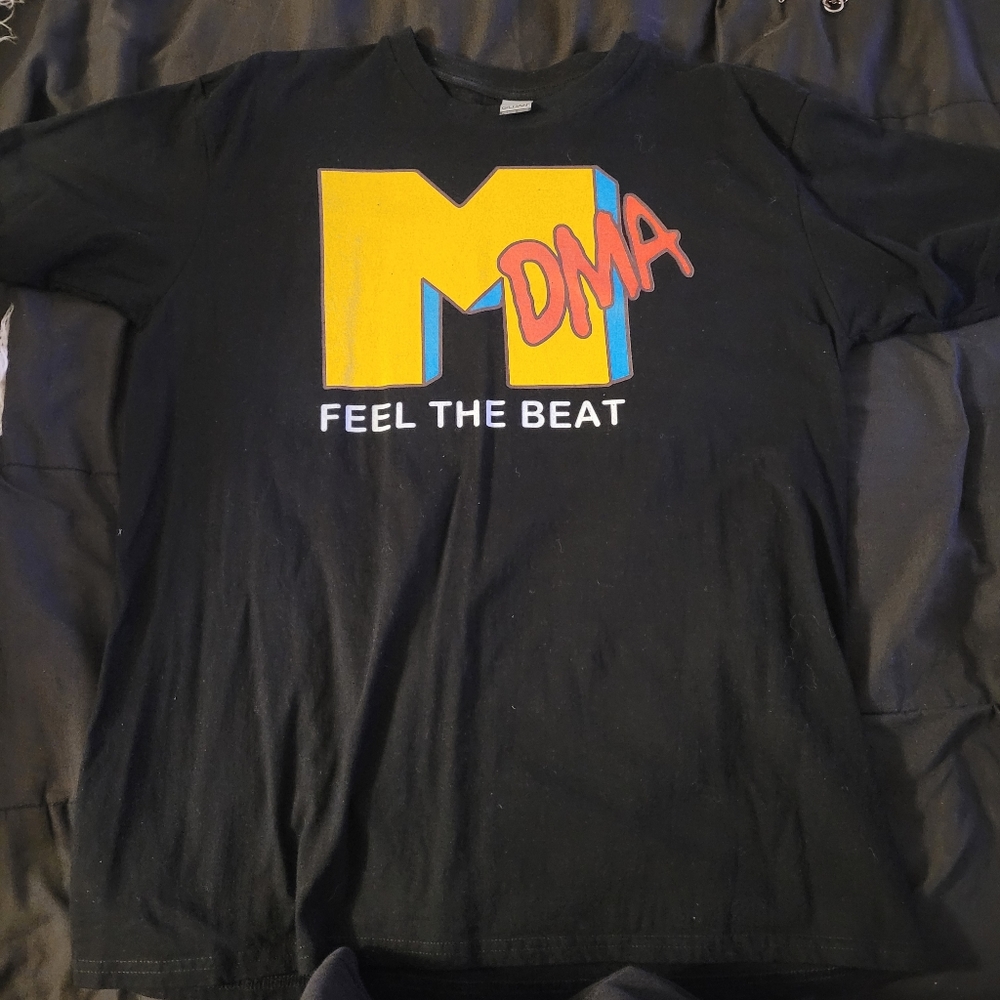 Rave Graphic T-Shirt